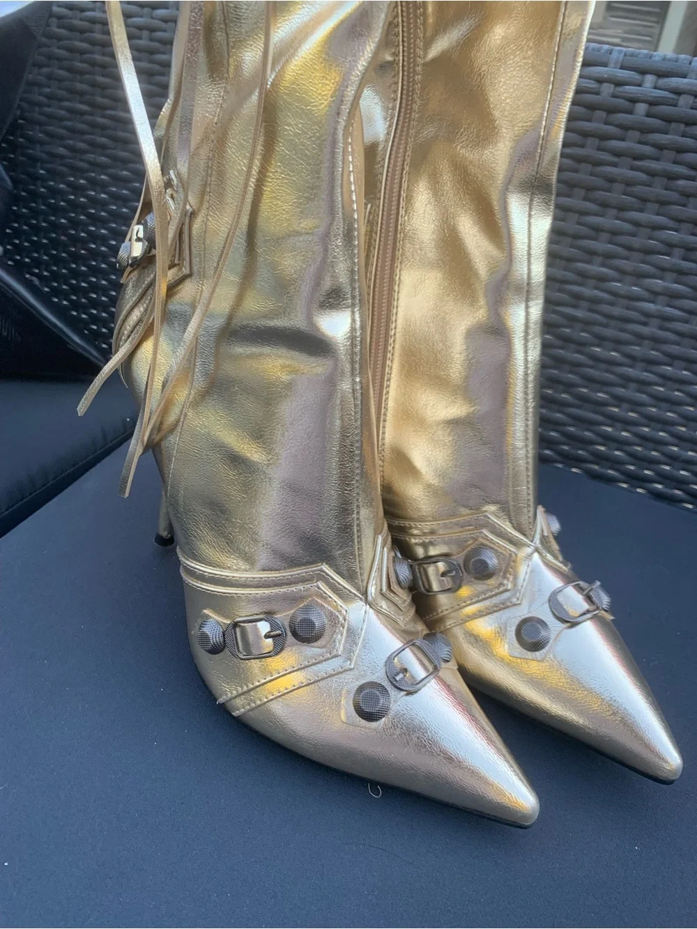 NWOT Metallic Gold High-Heel stiletto Knee Boots